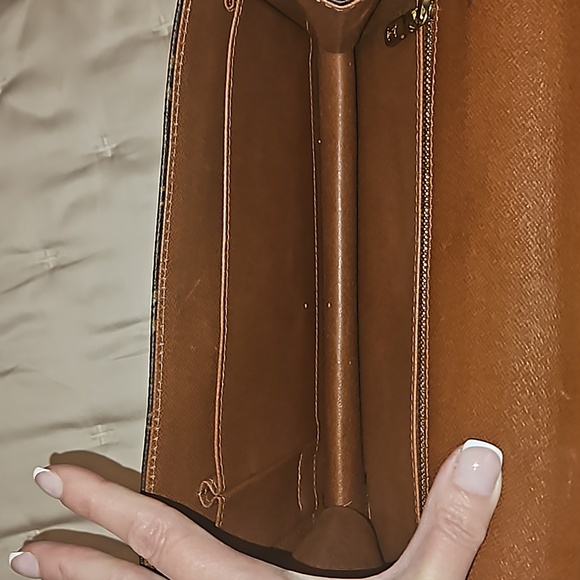 Louis Vuitton Monogram Pochette Dame 29 - Picture 13 of 17